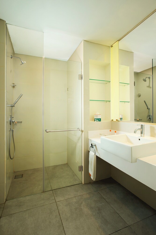 Deluxe Double or Twin Room, City View