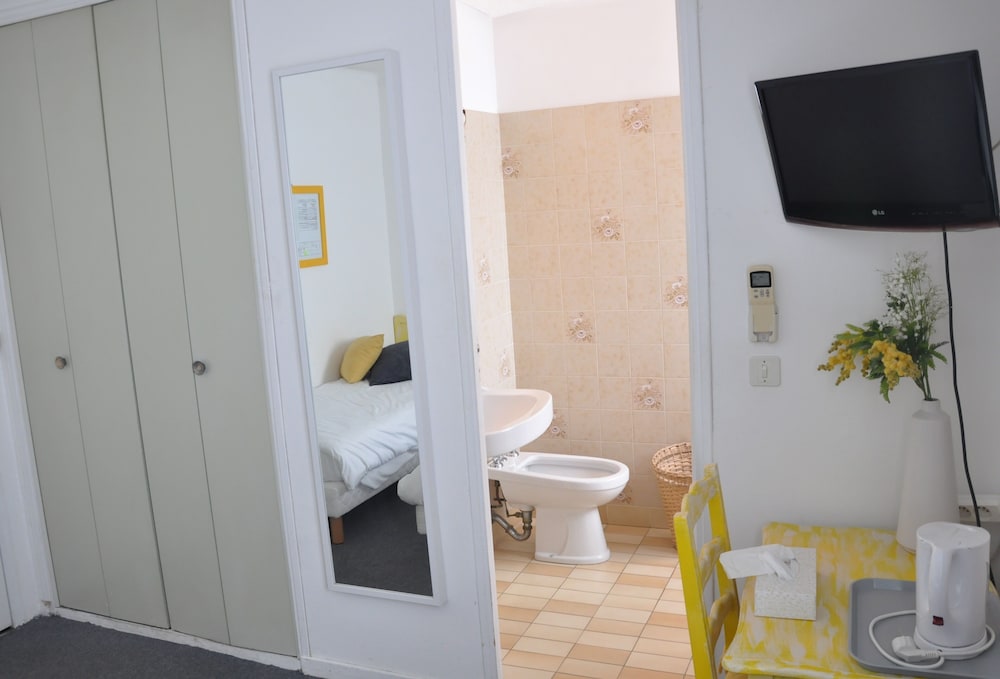 Triple Room photo 3