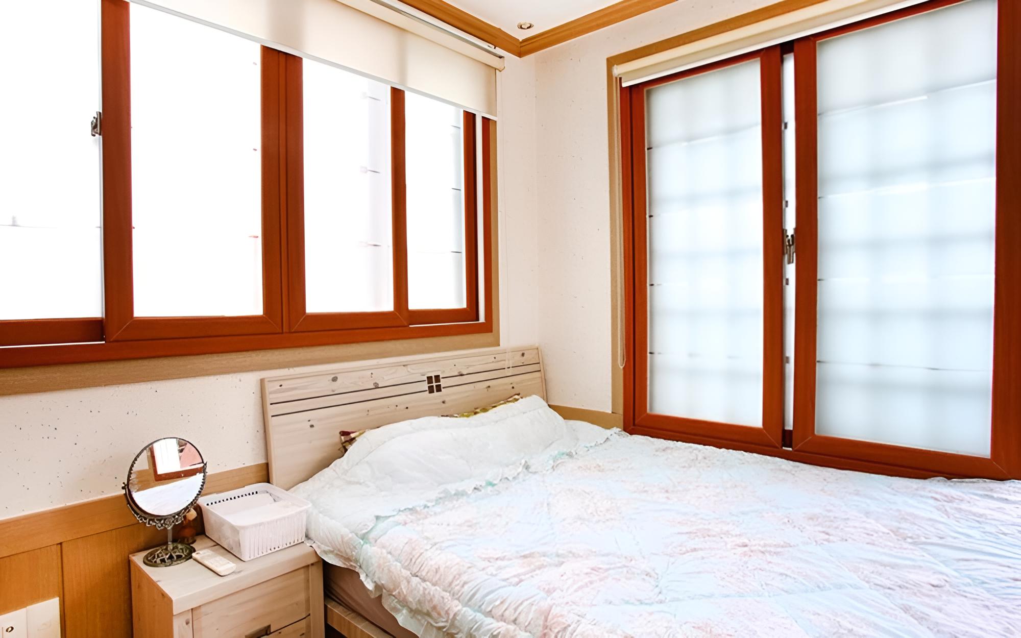 Room (Mountain and Field) - Photo 8