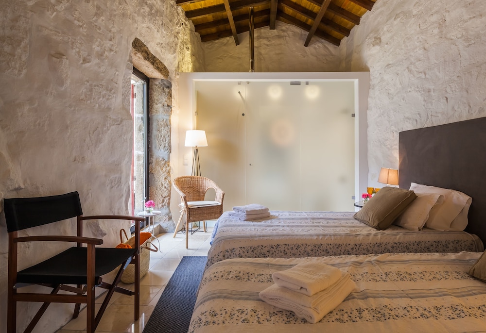 Superior Suite, Courtyard View