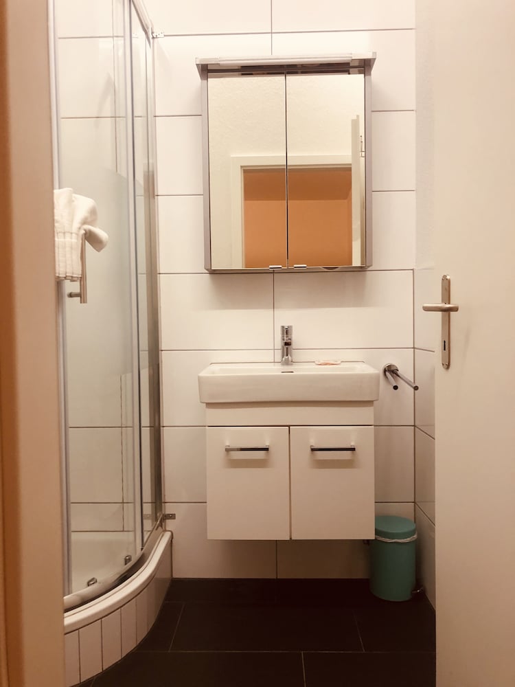 Comfort Triple Room, Garden View photo 3