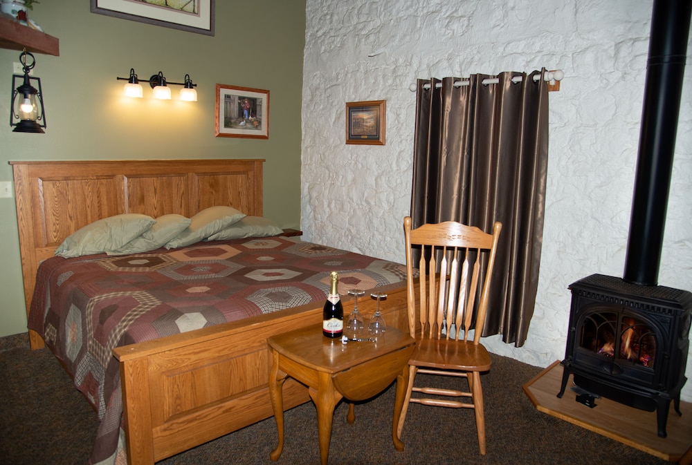 Farm Loft Whirlpool Suite photo 1