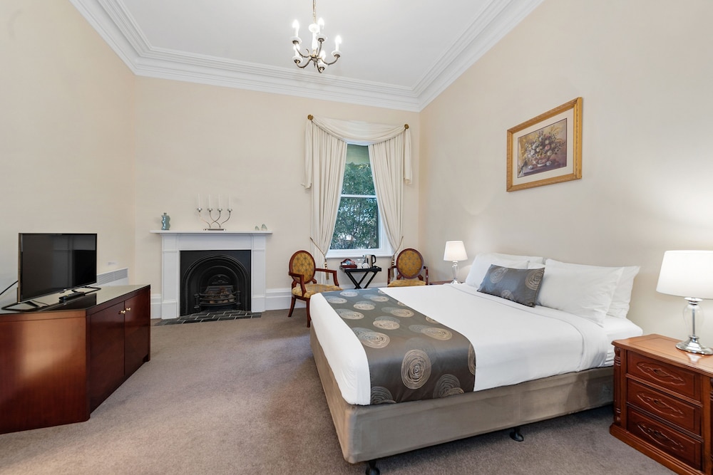 Executive Room, 1 Queen Bed photo 2