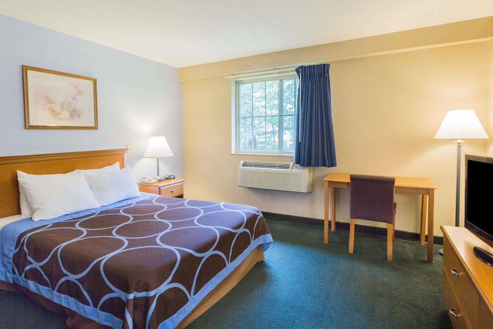 Room, 1 Queen Bed, Non Smoking - Photo 1