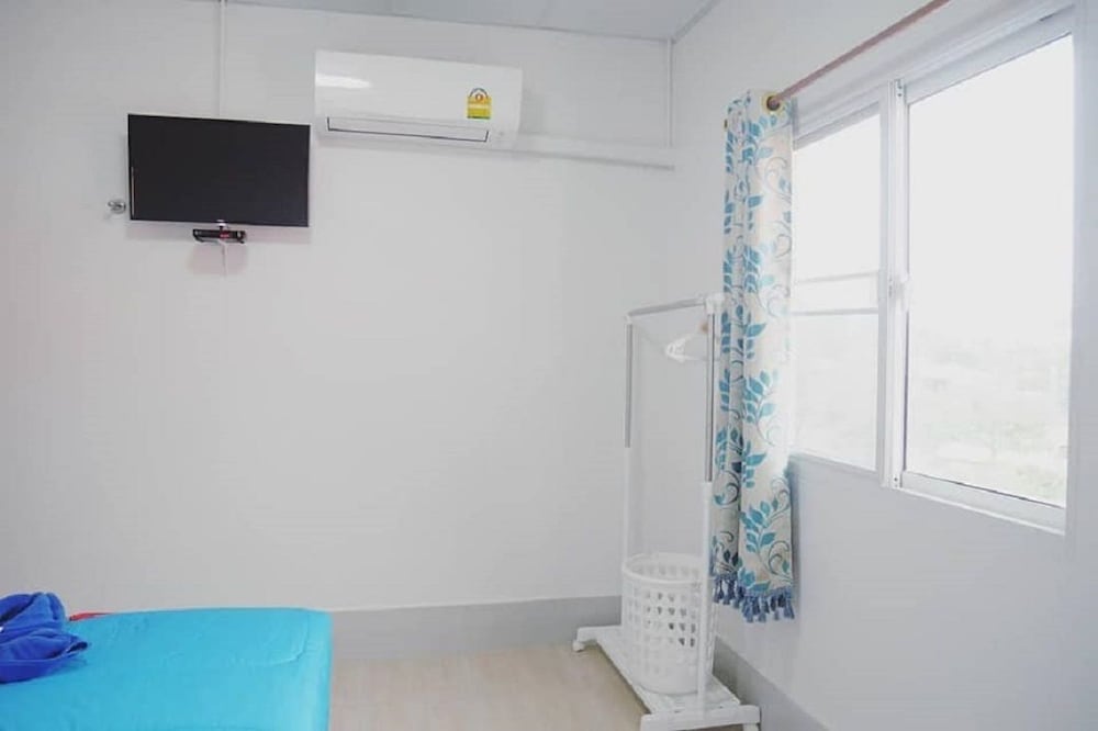 Standard Double Room photo 3