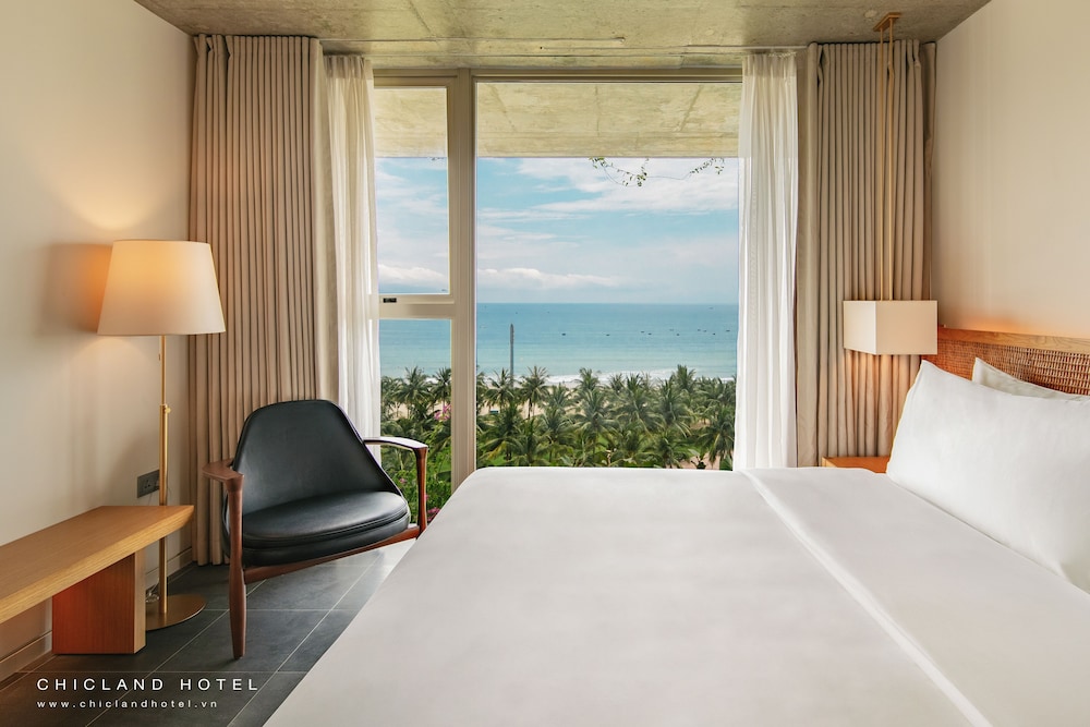 Deluxe Double Room, Oceanfront - Photo 1
