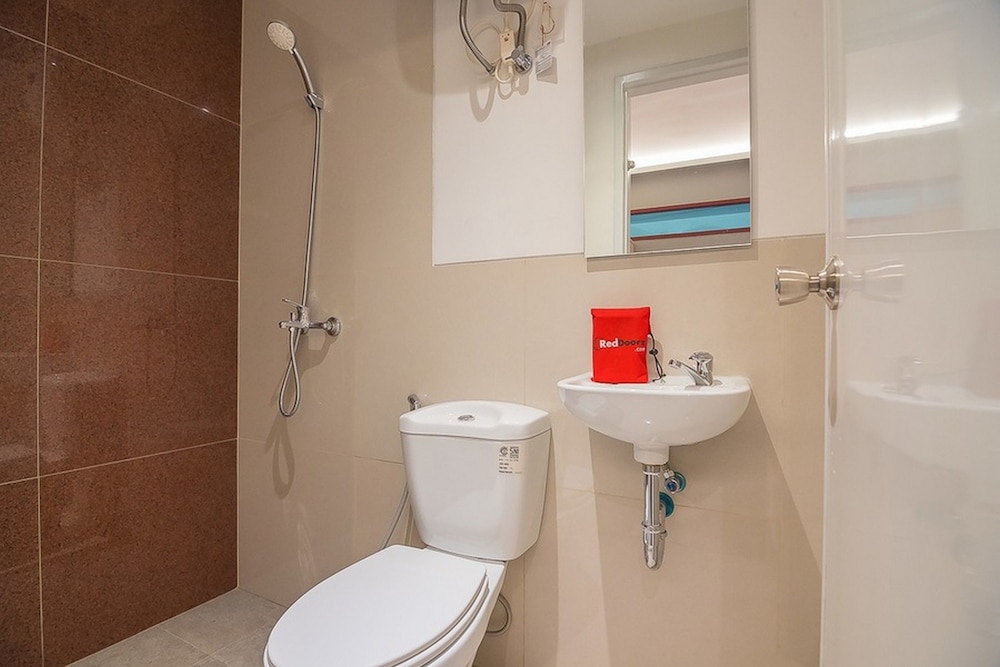 Deluxe Room - Photo 5