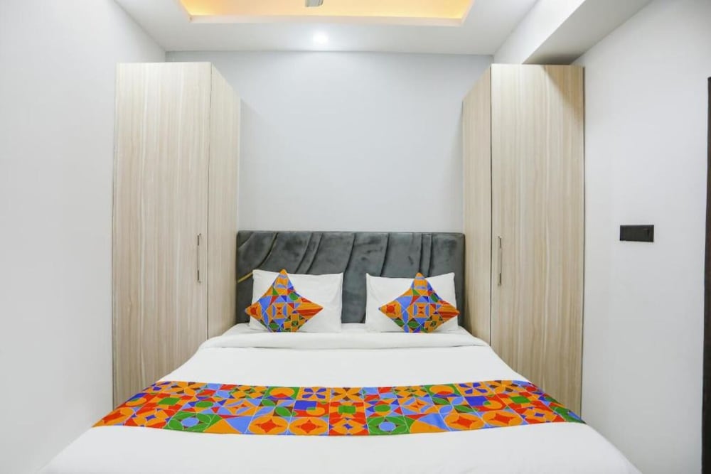 Deluxe Room - Photo 4