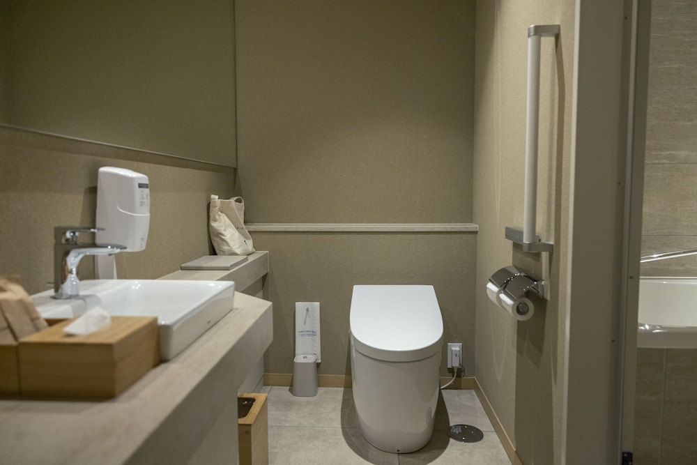 Deluxe River Twin Room, Non Smoking - Photo 16