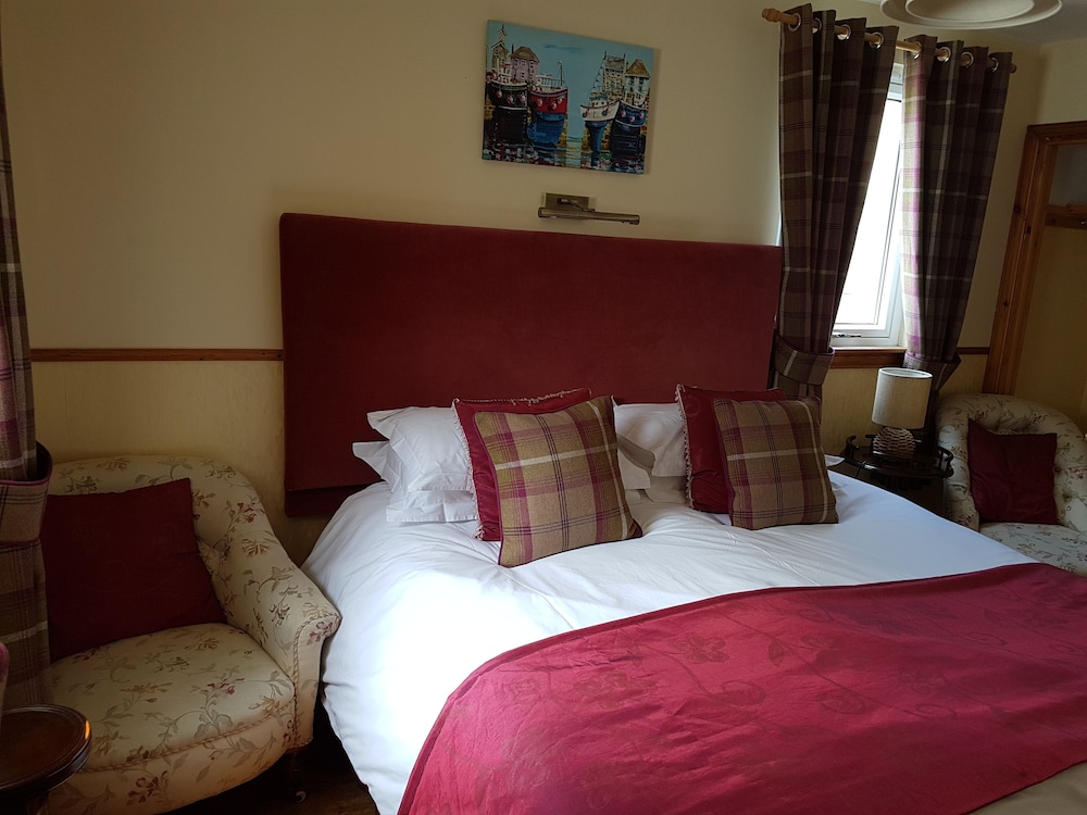 Double Room, Ensuite (Breakfast Included) photo 3