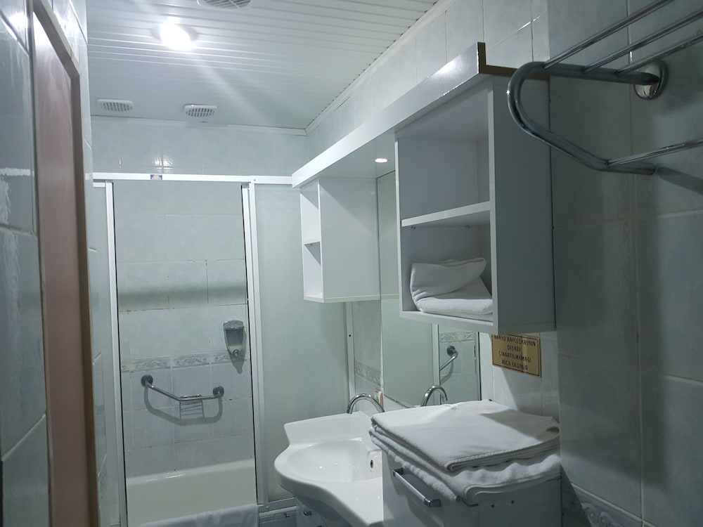Standard Double Room, 1 Queen Bed, Sea View photo 3