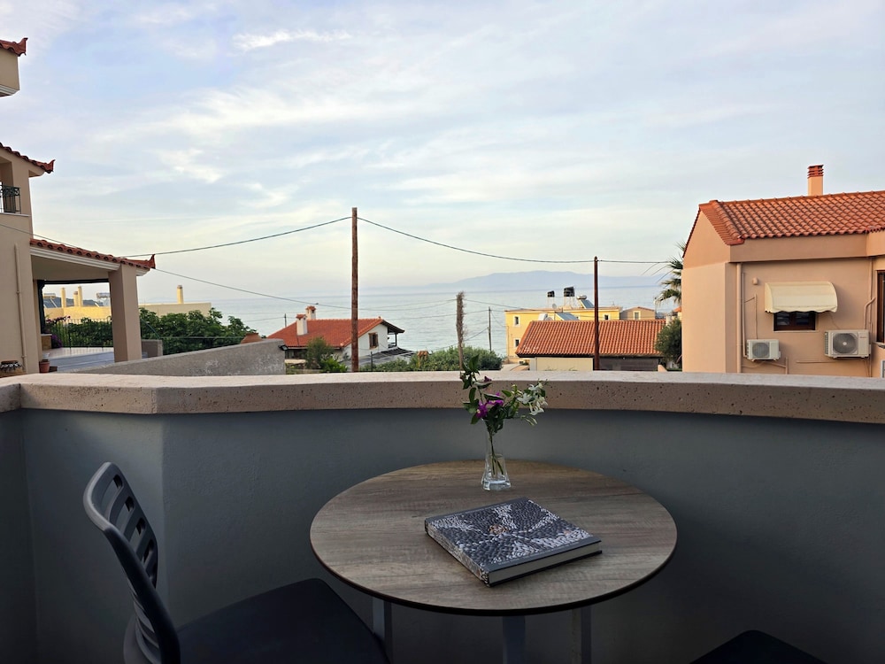 Family Studio, Balcony, Sea View - Photo 7
