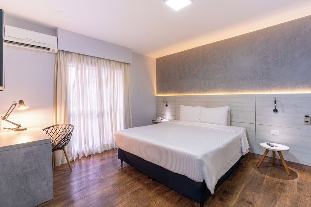 Premium Casal  - 1 Cama Queen - Photo 1