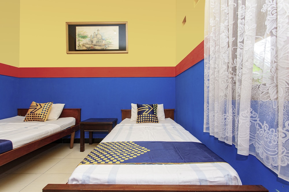 Economy Double Room photo 1
