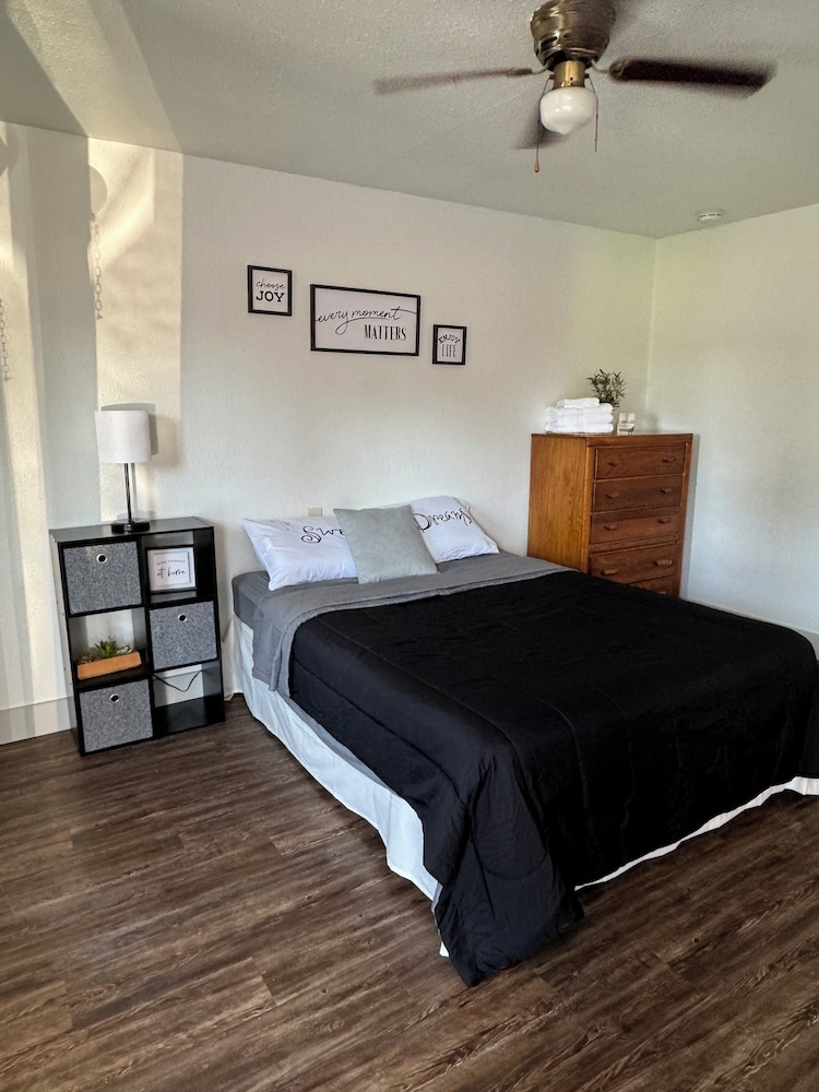 Basic Room photo 2