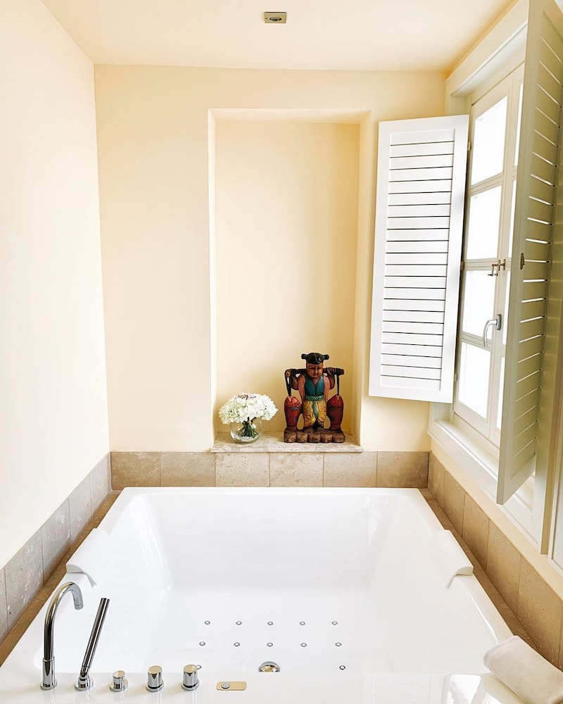 Premium Studio Suite - Photo 6