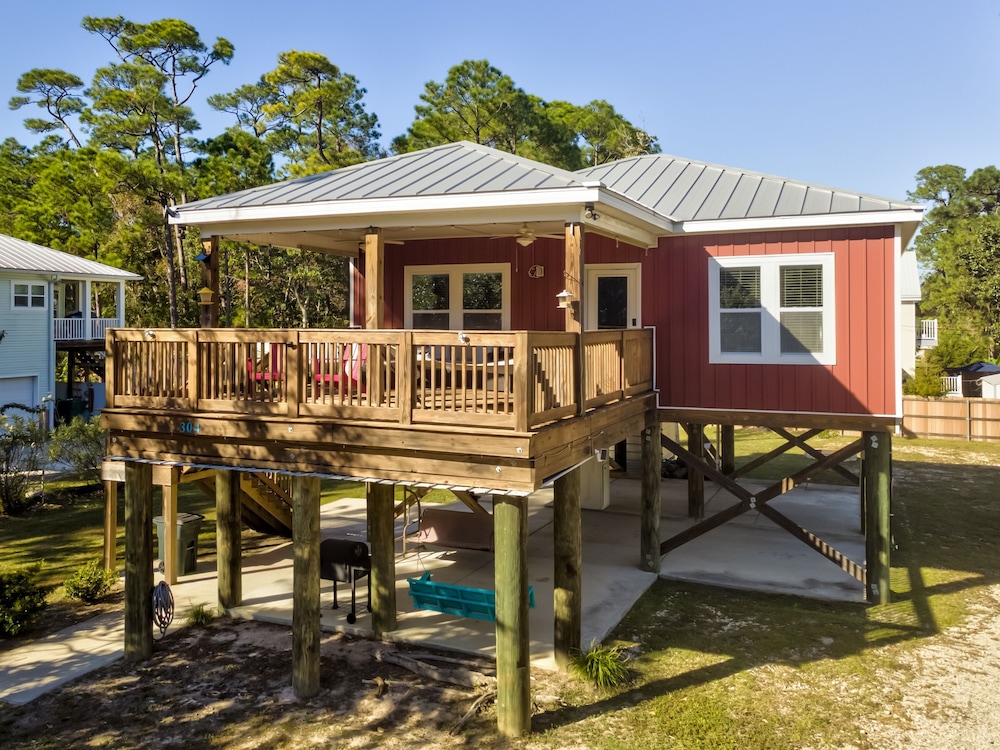 House, 2 Bedrooms
