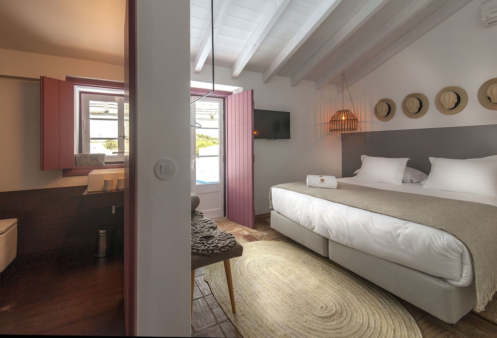 House, 2 Bedrooms - Photo 7