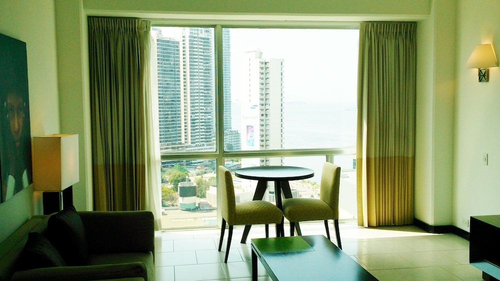 Junior Suite, 1 King Bed - Photo 14