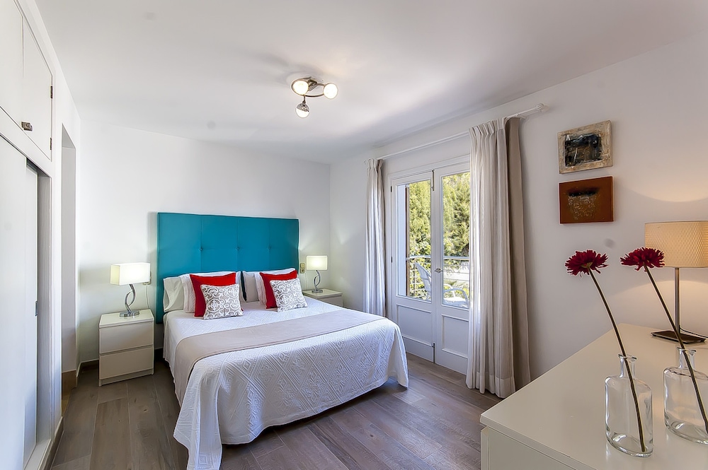 Villa, 5 habitaciones, piscina privada, vista al mar