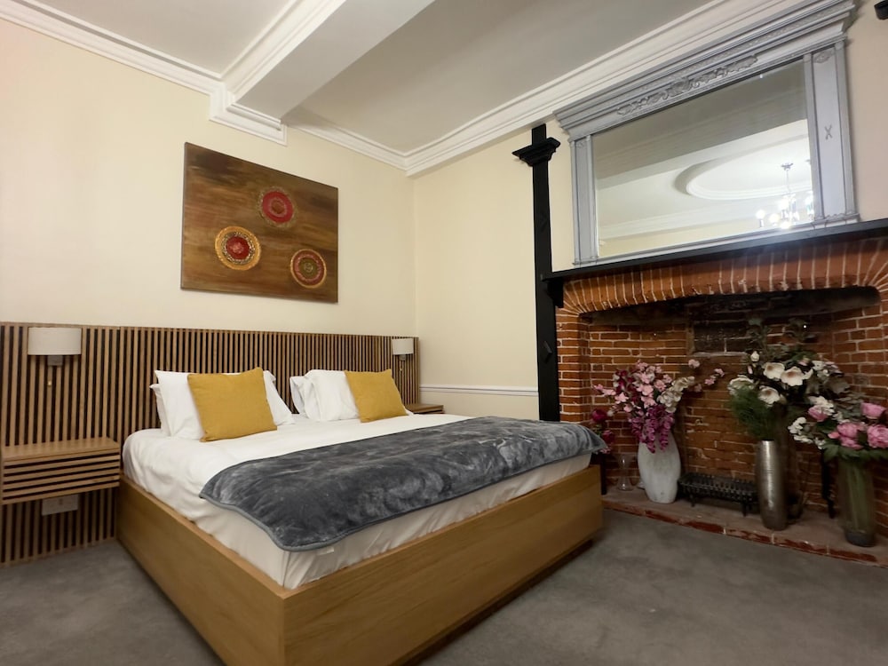 Double Room, Ensuite - Photo 5
