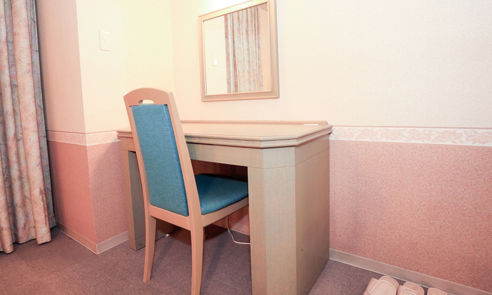 Hollywood Twin Room, Smoking photo 3