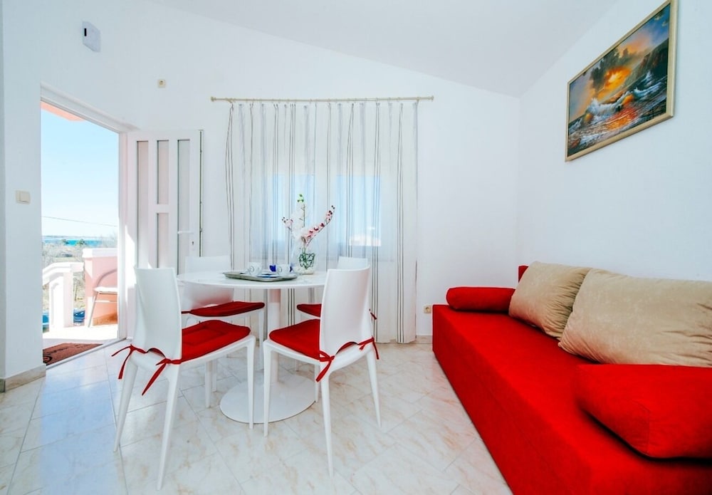Apartment (Ljubo - modern andy cosy - A3(4+2)) photo 3