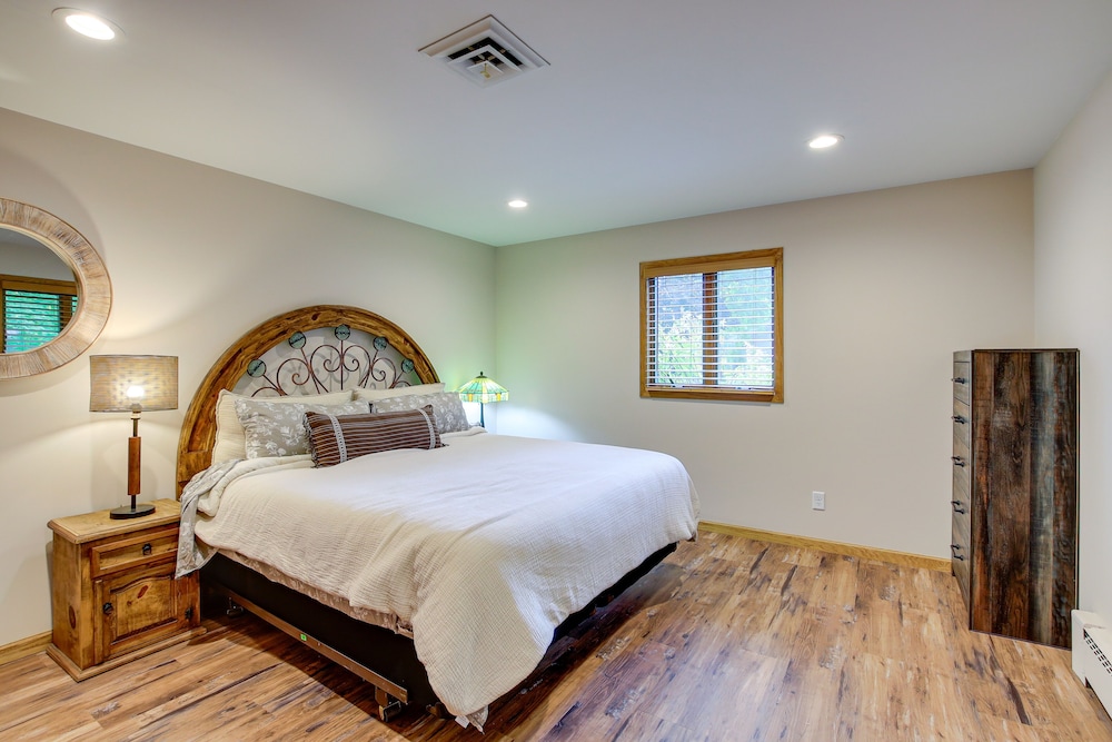 House (6 Bedrooms) photo 1