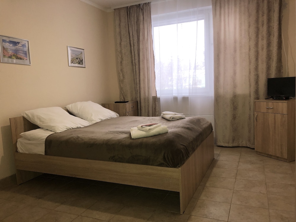 Superior Double Room, 1 Queen Bed, Courtyard View