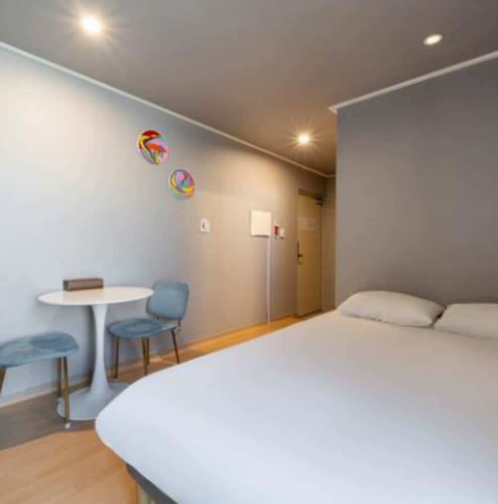City Double Room