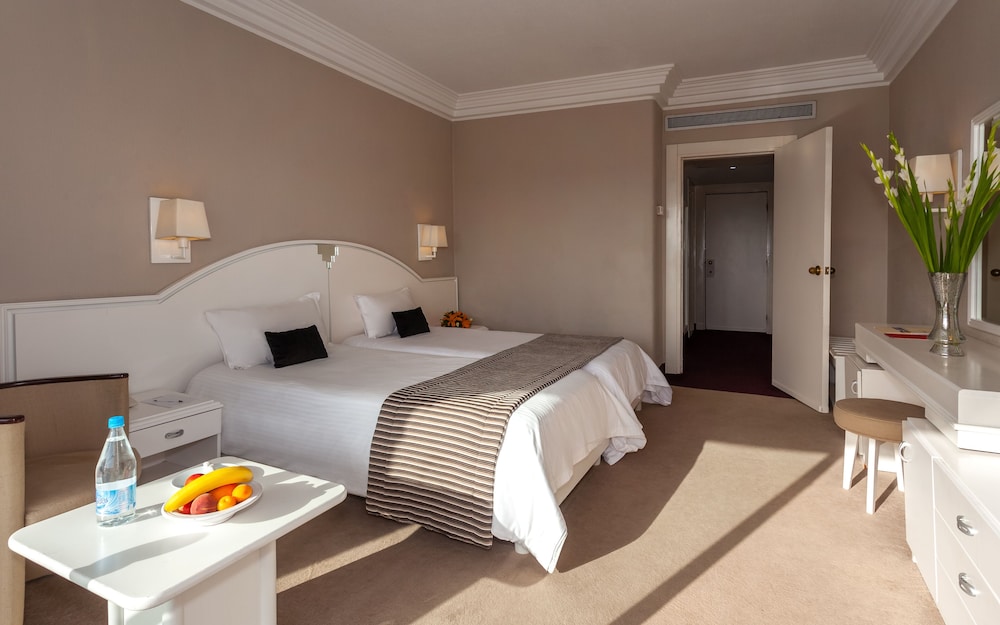 Standard Room - Photo 1