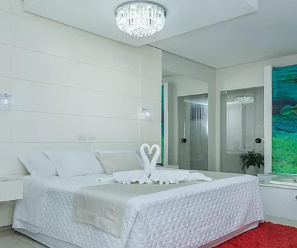 Luxury Suite photo 3