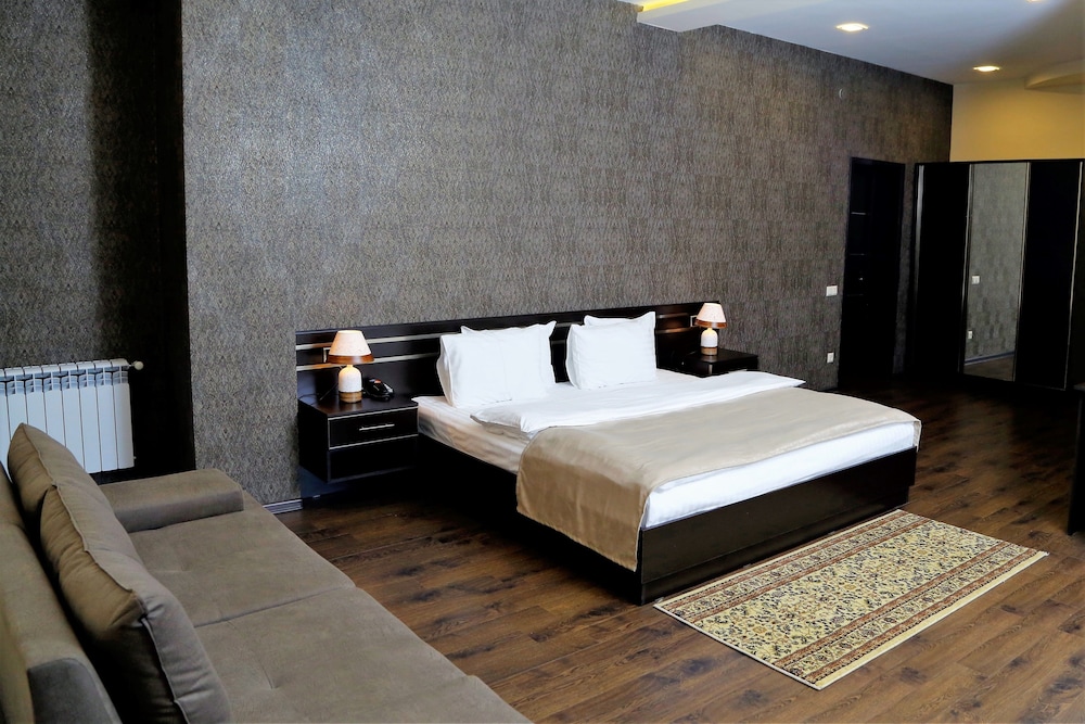 Comfort Room, City View photo 3