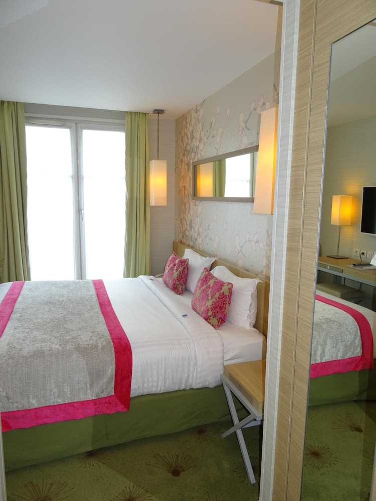 Single Room photo 2