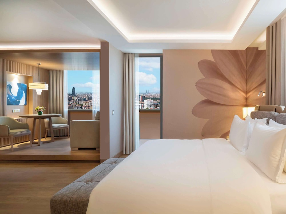 Suite Room Bosphorus View One King Bed
