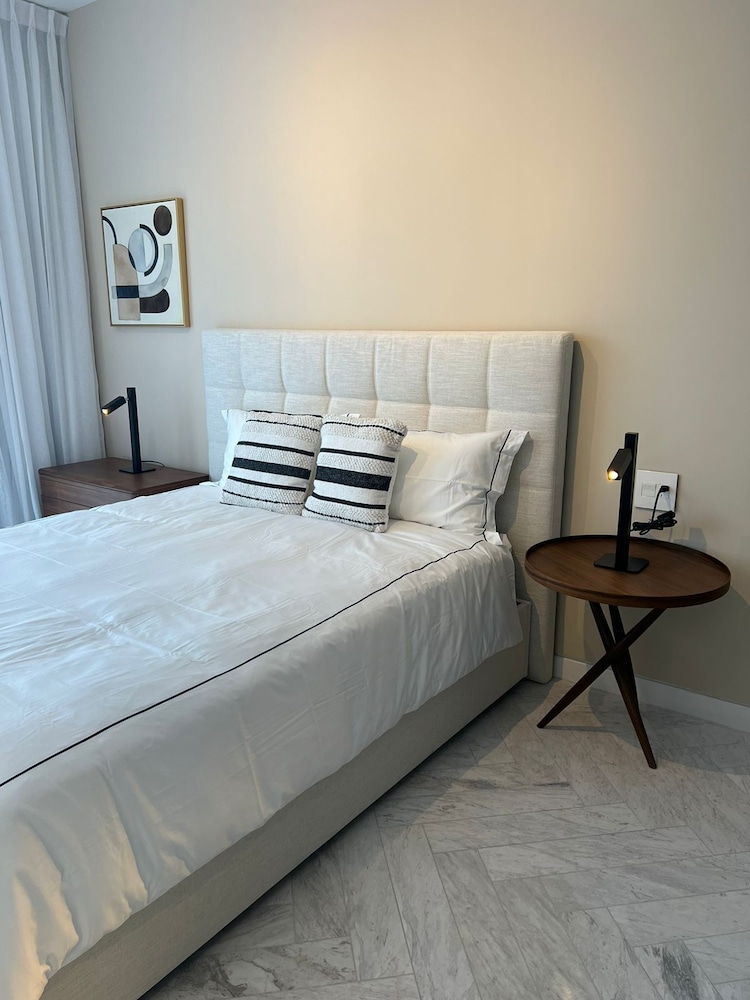 Luxury Apartment, City View photo 1