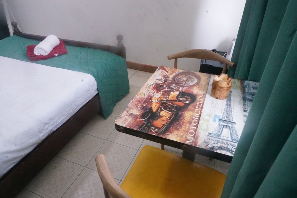 Basic Double Room photo 2