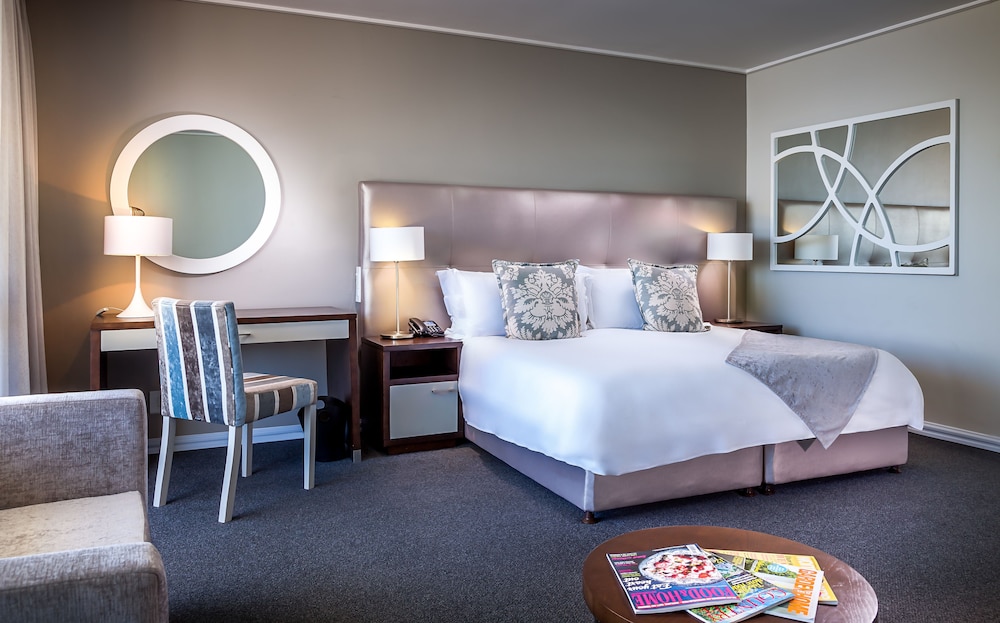 Classic Room (Twin or King) - Photo 7