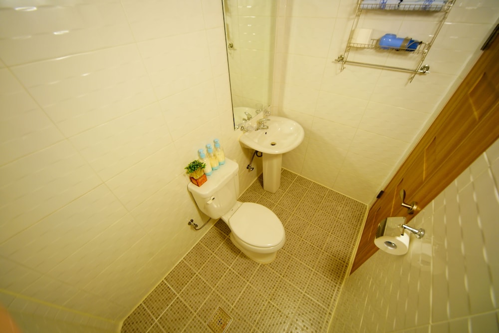 Triple Room, Non Smoking, Private Bathroom (2f, Ondol - A Type) photo 2