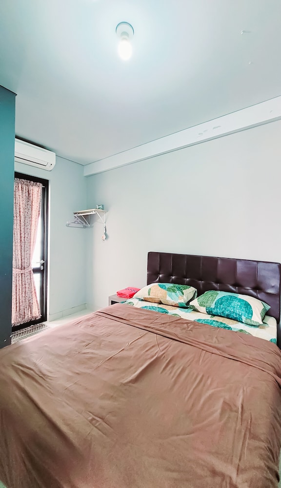 Exclusive Apartment, 2 Bedrooms, Ocean View, Corner