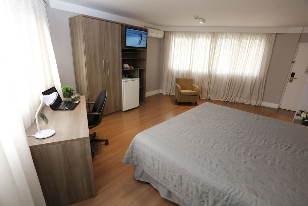Executive Triple Room (Clean)