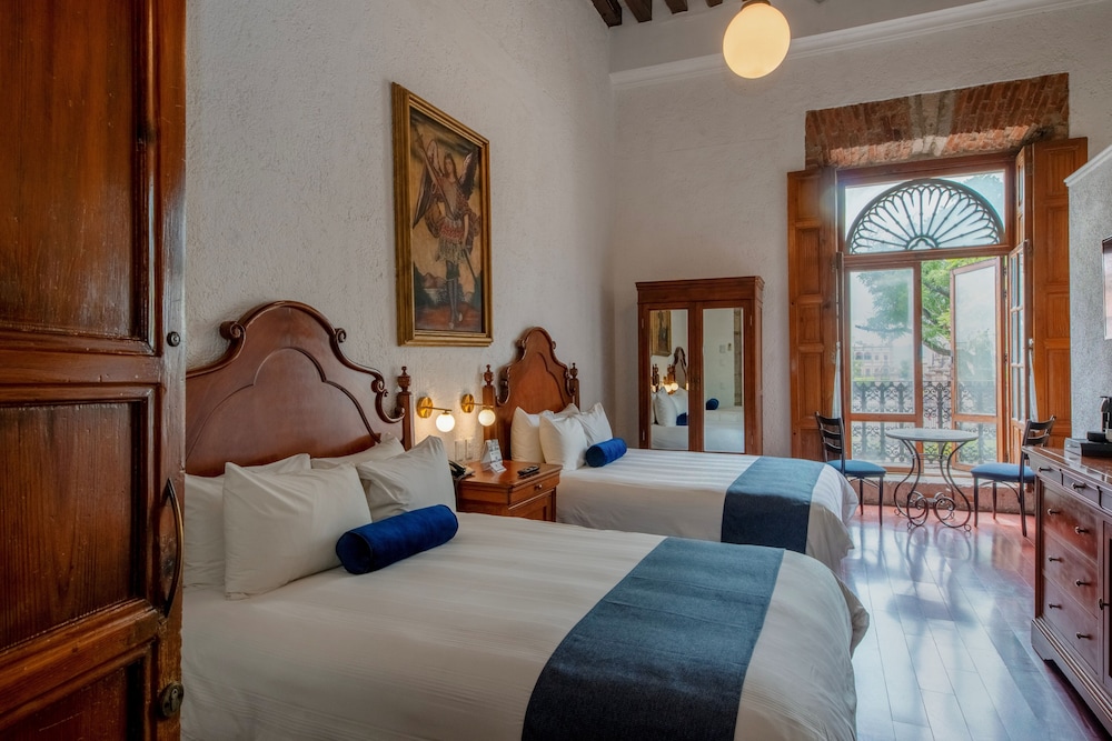 Superior Room, 2 Queen Beds, City View photo 1