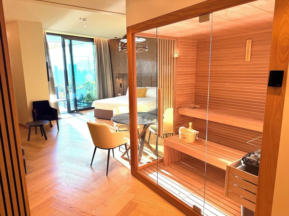 Elite Suite photo 2