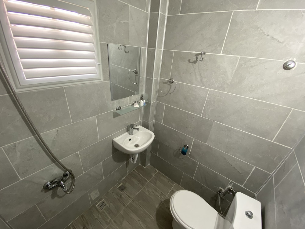 Basic Double or Twin Room photo 2