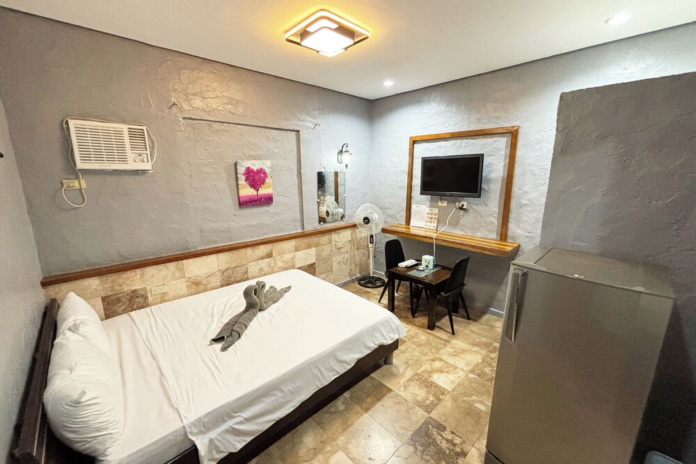 Standard Room photo 2