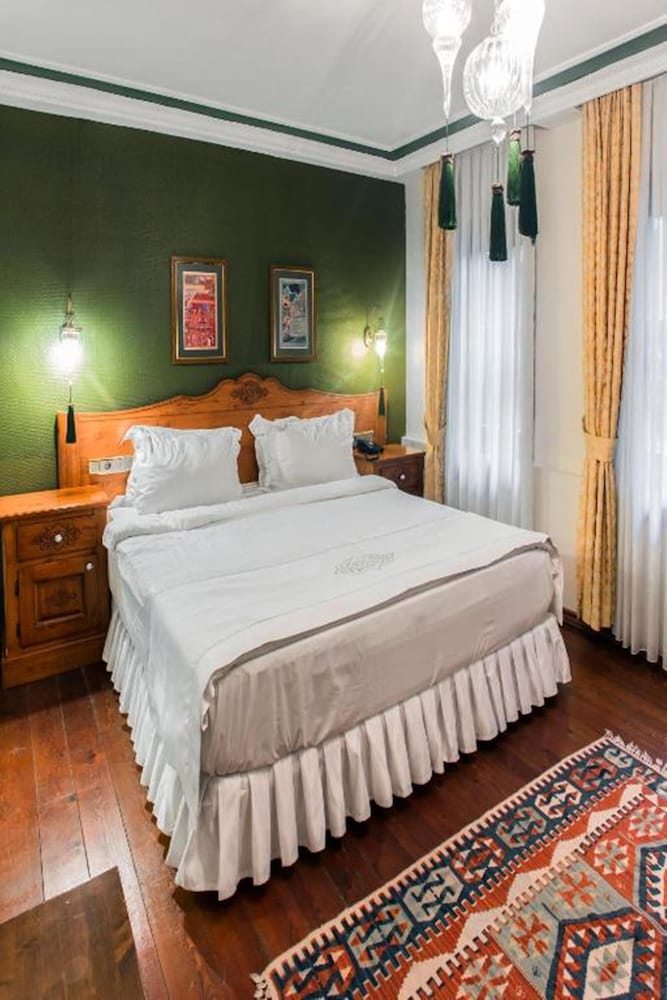 Economy Double Room photo 1
