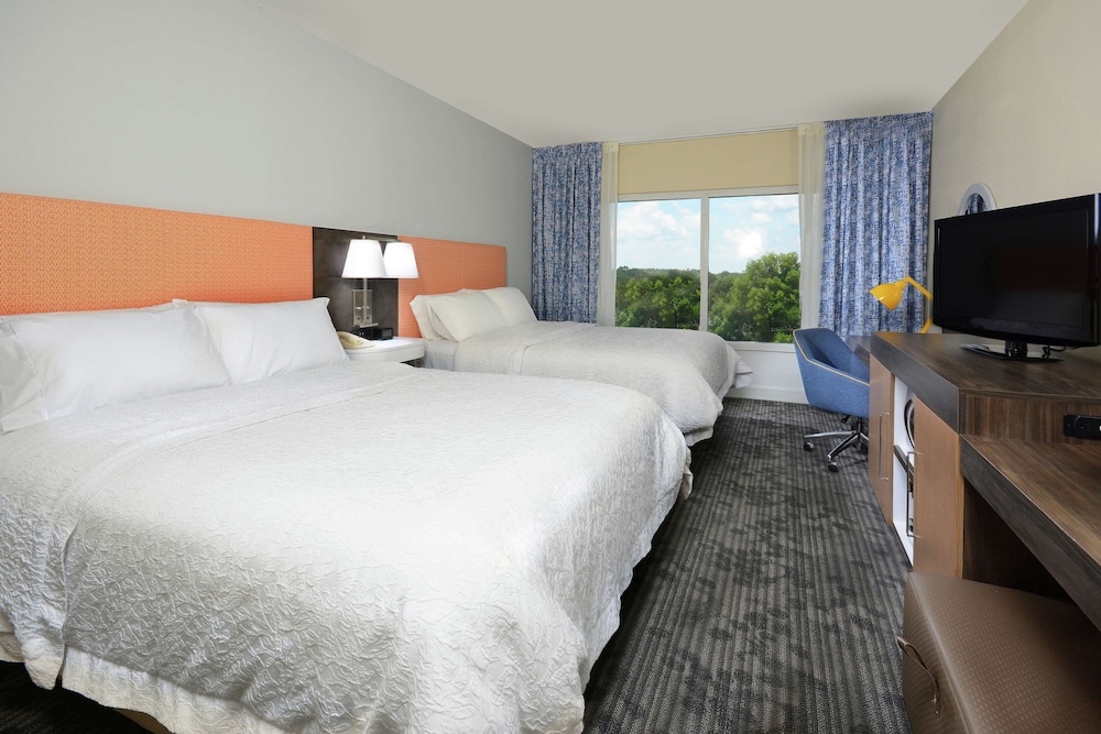 Room, 2 Queen Beds, Non Smoking - Photo 1