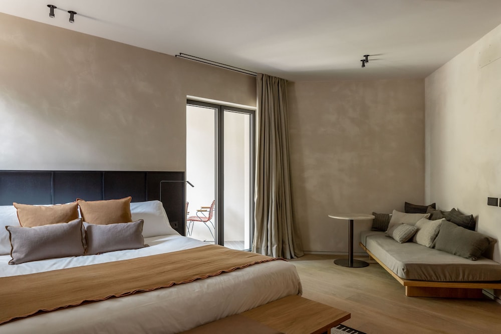 Superior Double Room, Garden View - Photo 17
