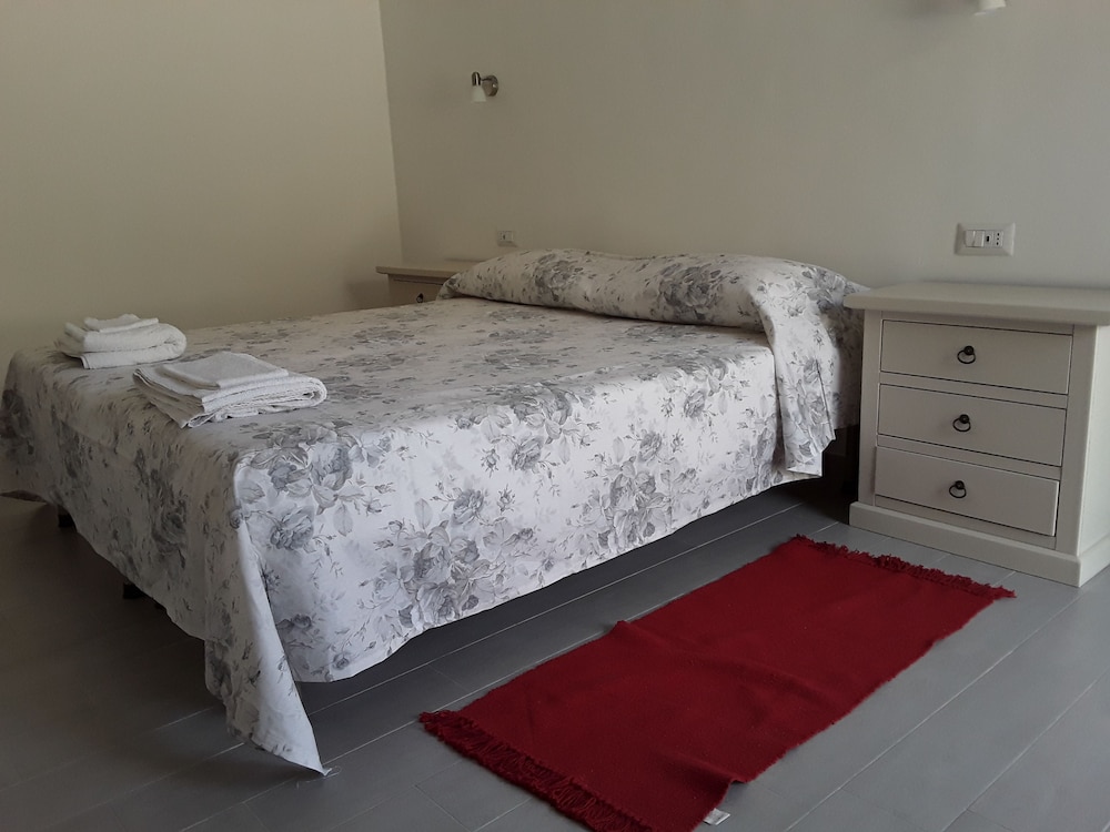 Double or Twin Room, Private Bathroom