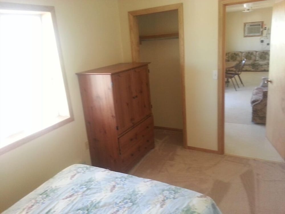 Apartment, 2 Bedrooms, Mountain View photo 2